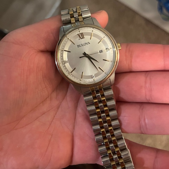 Bulova men’s Sutton watch white gold with diamonds - Picture 3 of 5